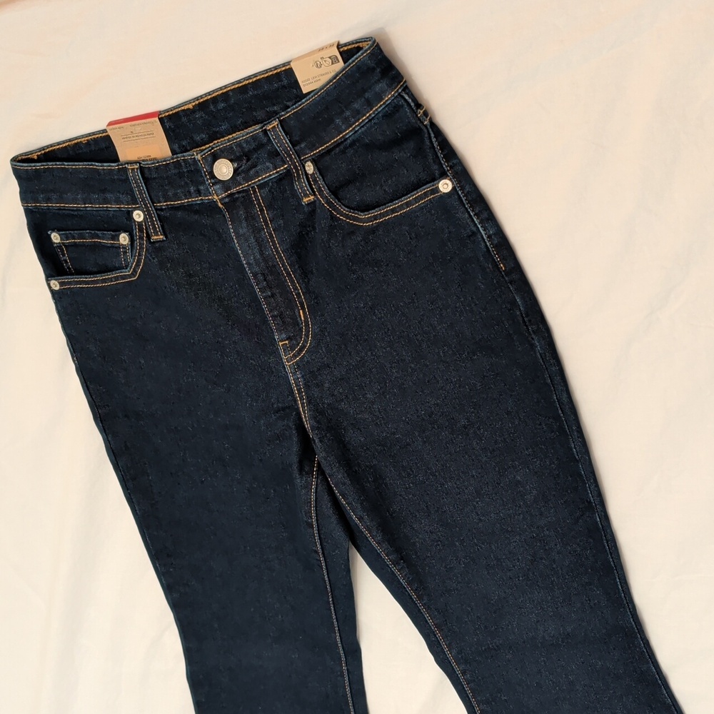 Levi's 726 Jeans Women's flare Leg high rise size 28x32. New. - Picture 10 of 14